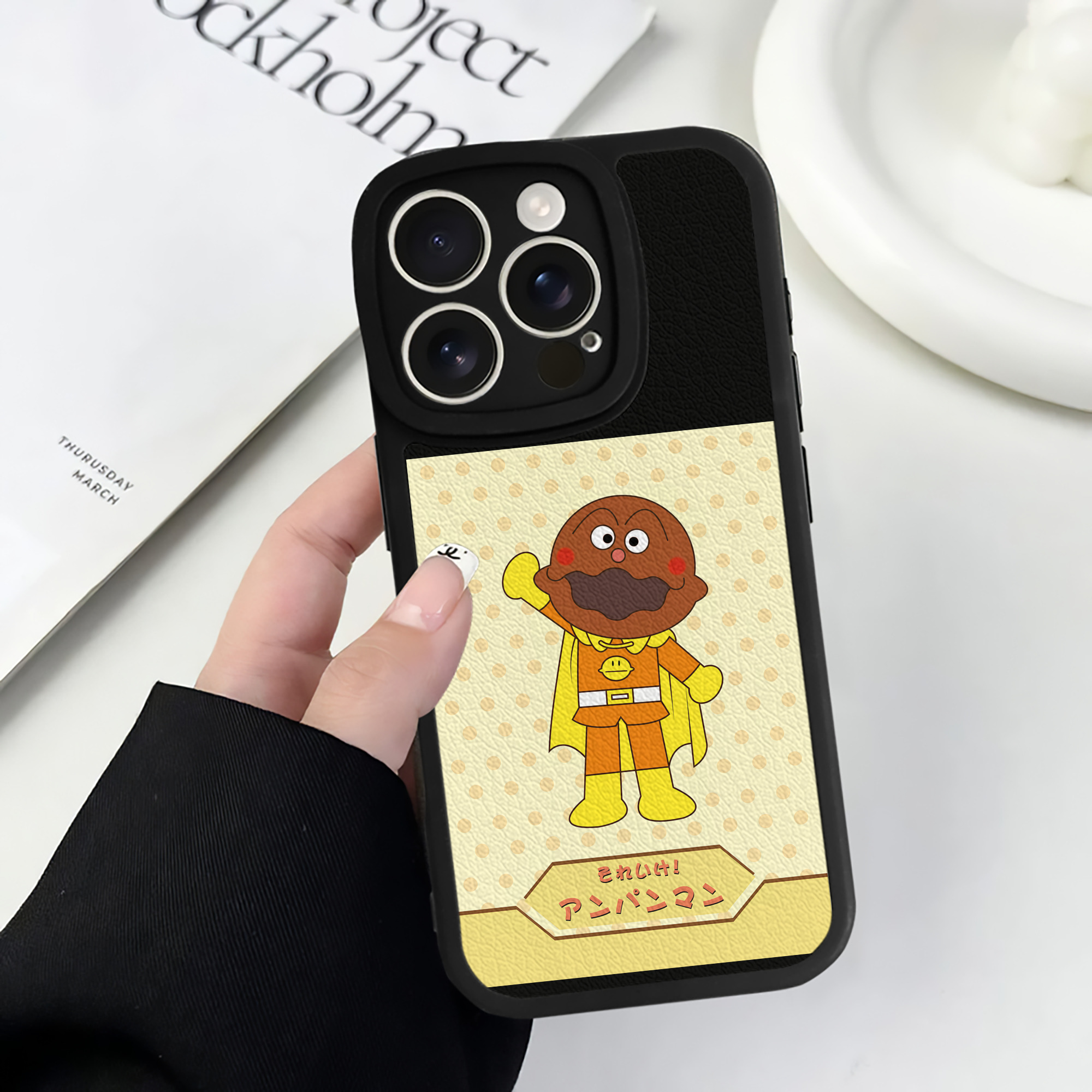 （画像用） アンパンマン Anpanman 【iPhone 16シリーズ対応】シリコンスマホケース（レザー調） 材質：シリコン